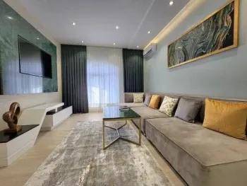 60 м², 2-комн. квартира, 8/8-0