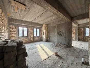 86 м², 3-комн. квартира, 2/8-1