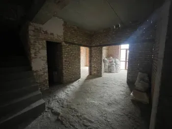 115 м², 4-комн. квартира, 8/9-2