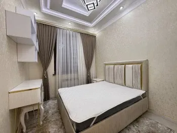 80 м², 2-комн. квартира, 2/10-2