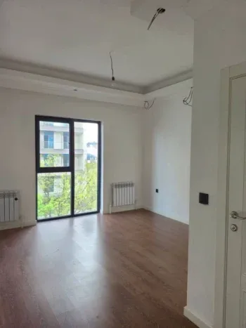 98 m², 3-xonali kvartira, 8/9-3