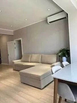 119 м², 3-комн. квартира, 8/10-1