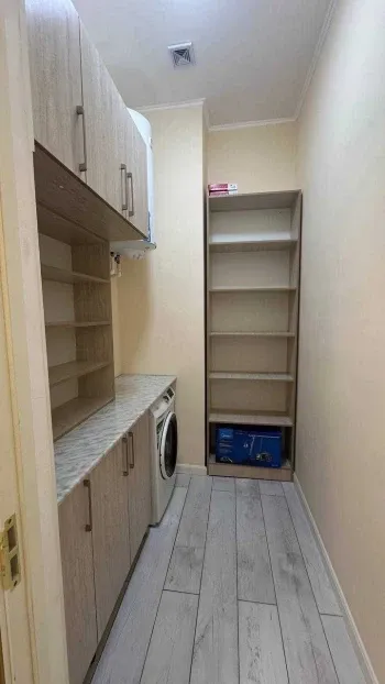 100 м², 3-комн. квартира, 8/10-2