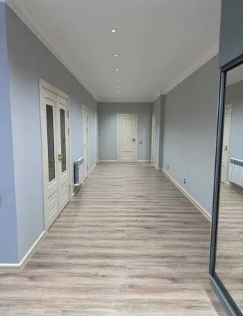 138 м², 4-комн. квартира, 1/10-3