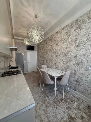 100 м², 3-комн. квартира, 6/8-2