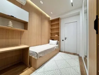 90 м², 4-комн. квартира, 7/14-1