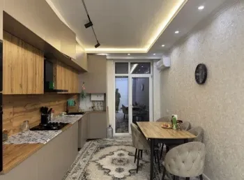 100 м², 3-комн. квартира, 7/9-1