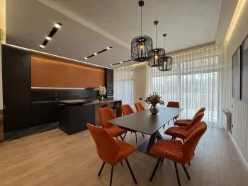 175 m², 4-xonali kvartira, 2/5-3