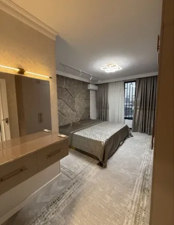 160 м², многокомнатная квартира, 9/10-0