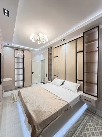 110 м², 3-комн. квартира, 4/10-0