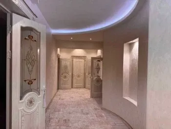 330 м², многокомнатная квартира, 4/5-1