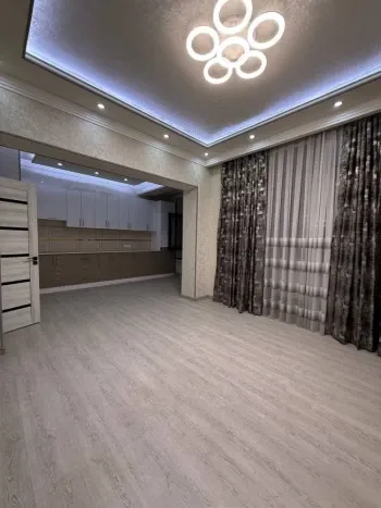 180 м², многокомнатная квартира, 7/8-3
