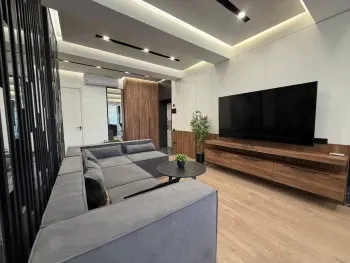 175 m², 4-xonali kvartira, 2/5-1