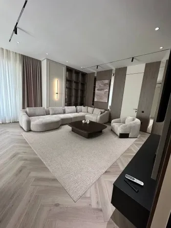 320 m², 5-xonali kvartira, 8/8-2