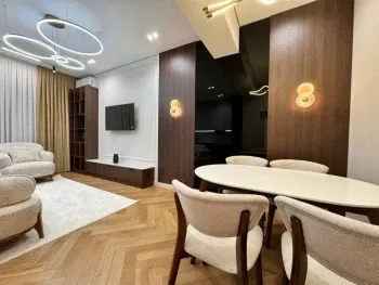 82 м², 4-комн. квартира, 2/4-1