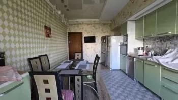195 м², 4-комн. квартира, 6/8-0