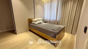 200 м², 5-комн. квартира, 1/2-2