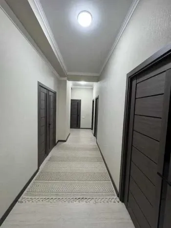 130 м², 4-комн. квартира, 4/10-3