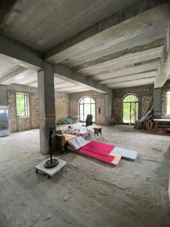 221 м², 4-комн. квартира, 1/7-1