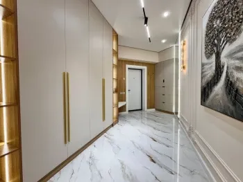 145 м², 4-комн. квартира, 4/10-3