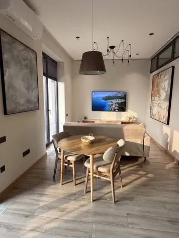 50 м², 2-комн. квартира, 2/9-0